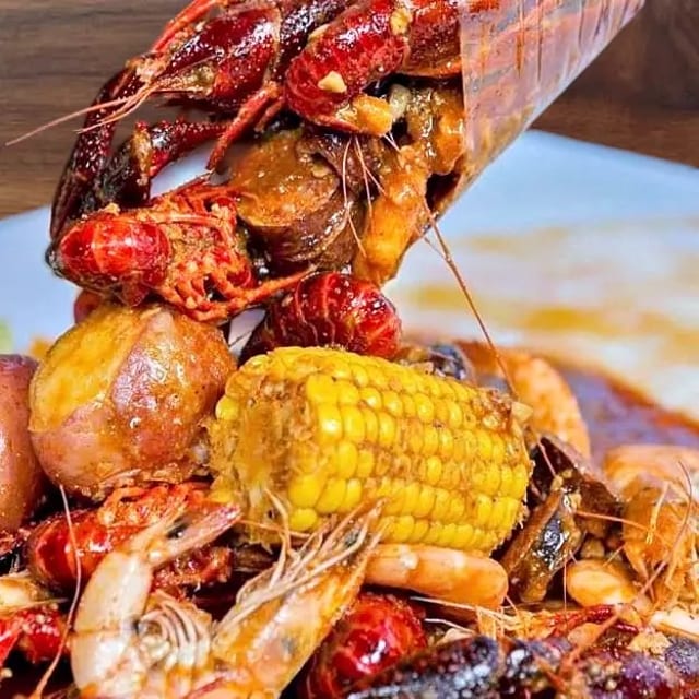 #5 Head on Shrimp & Crawfish.